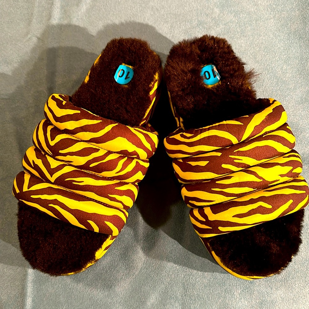 Ugg Maxi Slide